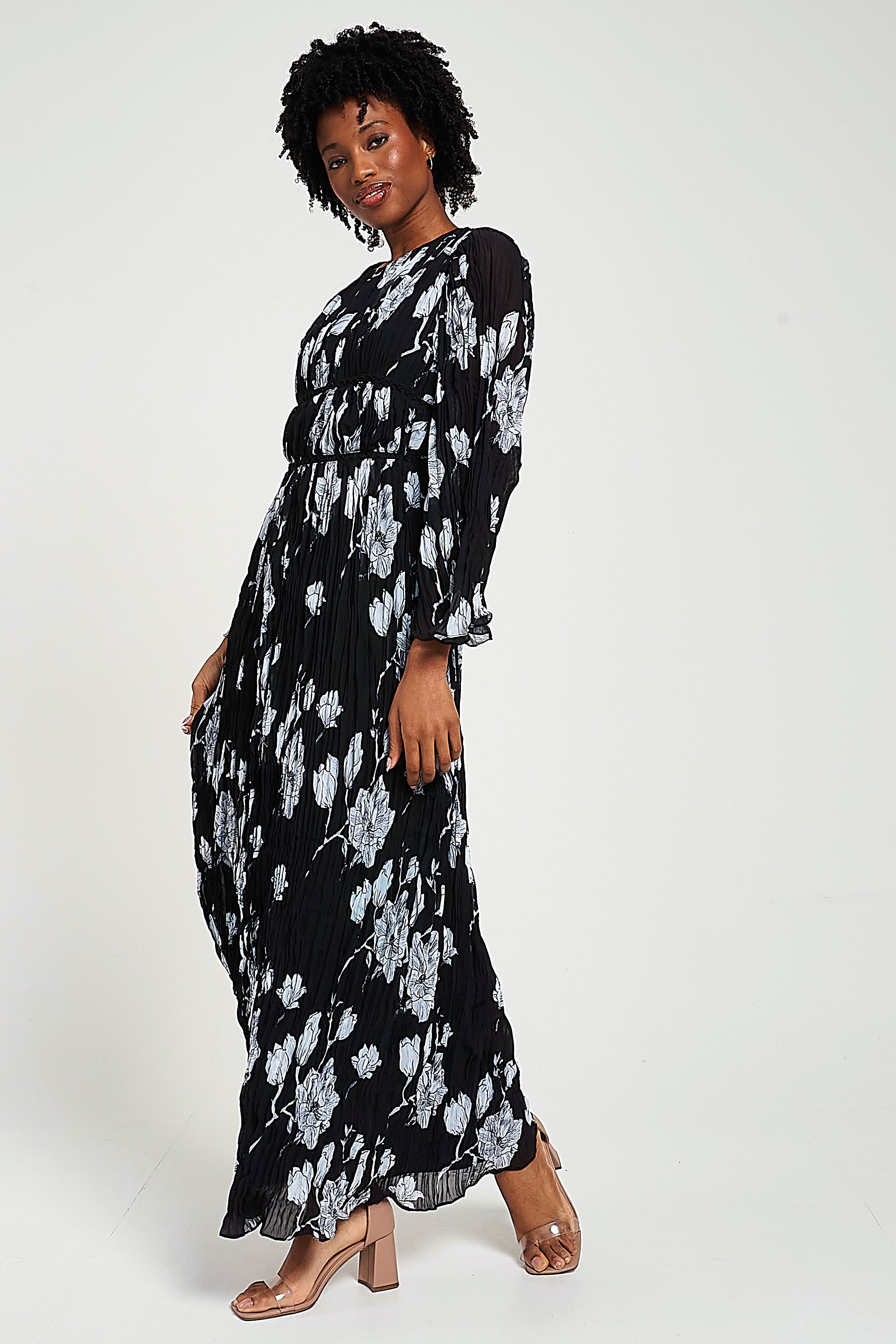 Mira Black Floral Print Maxi Dress – Frock and Frill Mira Black Floral Print Maxi Dress – Frock and Frill