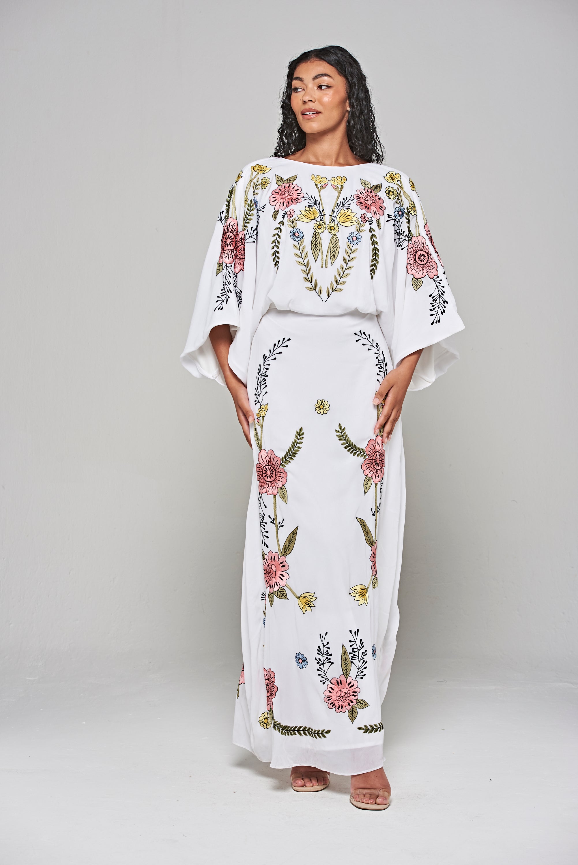 Evanthe White Floral Embroidered Twist Back Maxi Dress – Frock and Frill