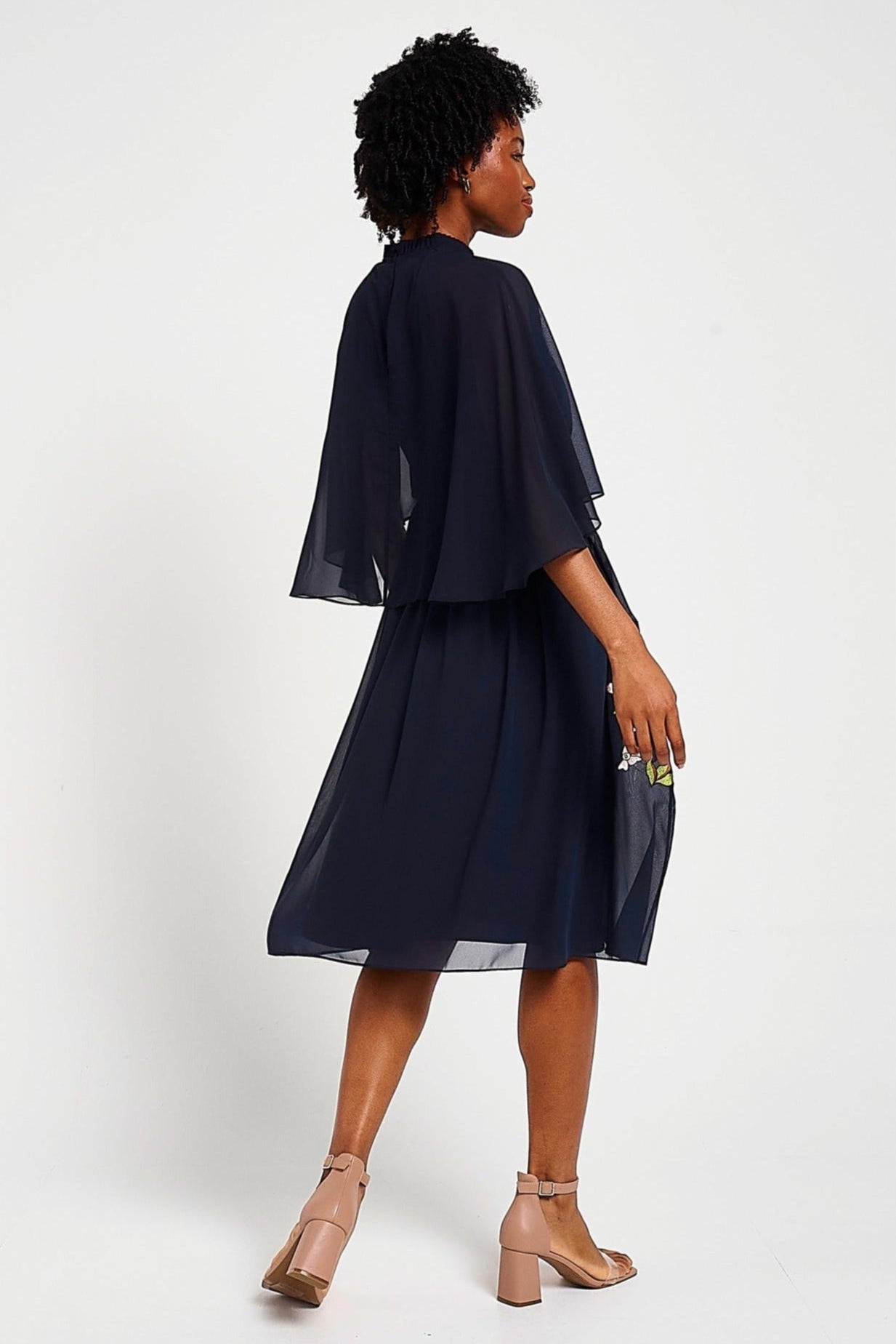 Maeve Sheer Long-sleeve Mini Dress Maeve Navy Floral Embroidered Midi Dress Frock and Frill Maeve Sheer Long-sleeve Mini Dress Maeve Navy Floral Embroidered Midi Dress Frock and Frill