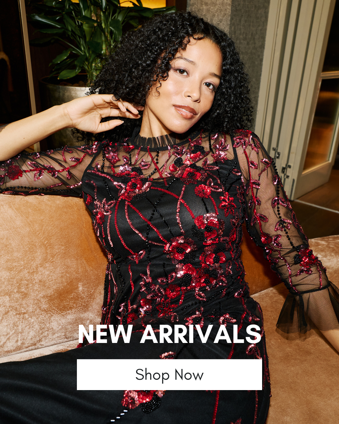 フロックアンドフリル (Frock and Frill) レディース パーティードレス Bridesmaid Maxi Dress With Pleated Skirt And Embroidered Top In Sage () Frock and Frill